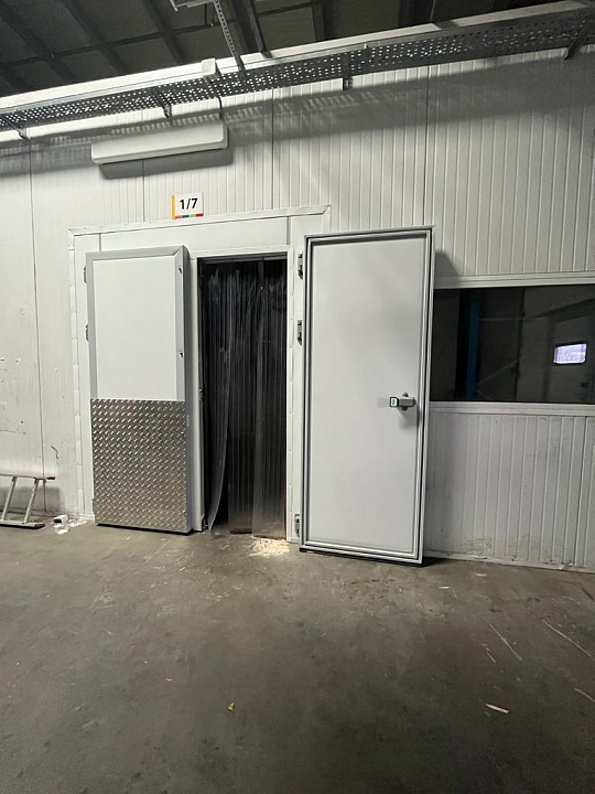 Холодильные склады от 450 до 900м² фото