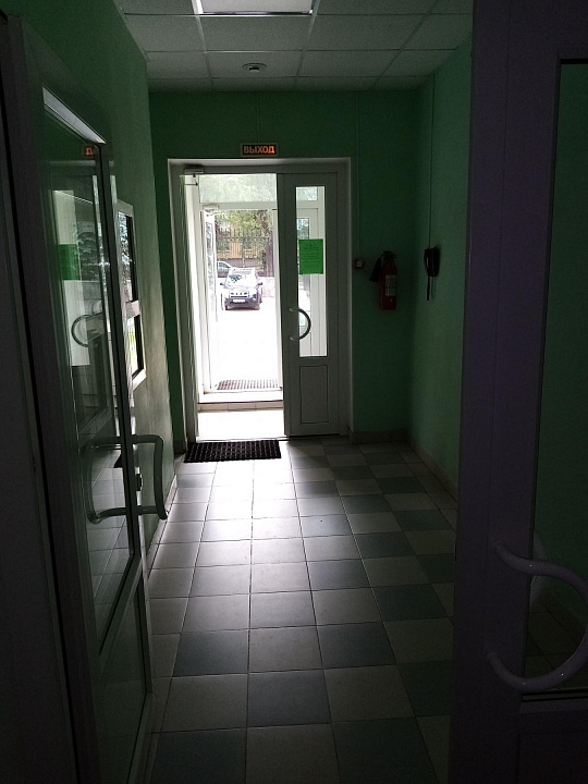 Сдам офисные помещения в отдельно стоящем здании общей площадью 400 м² фото