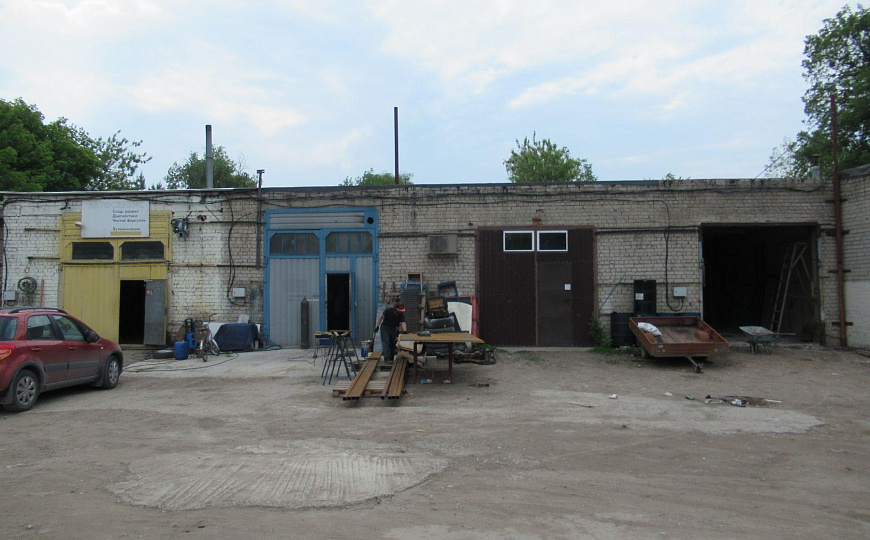 Производственно-складская база, 1 500 м² фото
