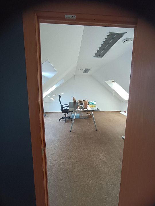 Продам помещение под офис, услуги, 92 м² фото
