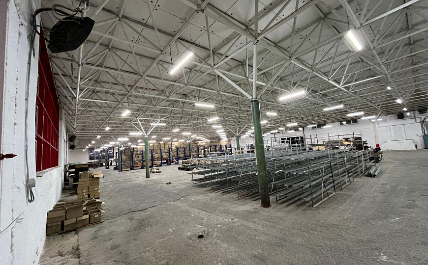 Производственно-складское помещение 3 384 м² фото