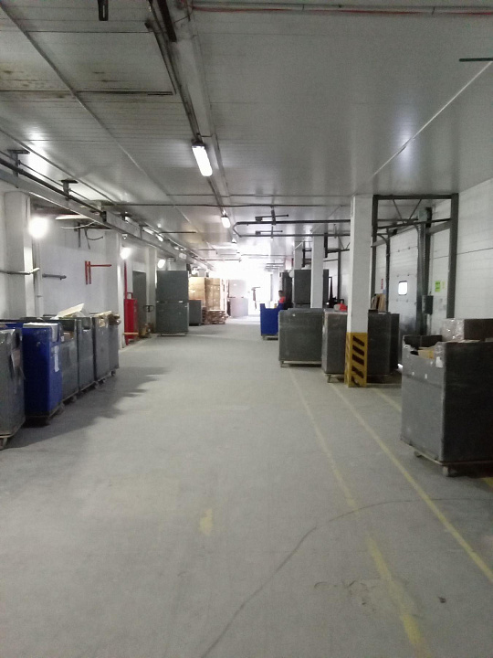 Сдам складские помещения  с холодильными,морозильными камерами, 1 800 м² фото