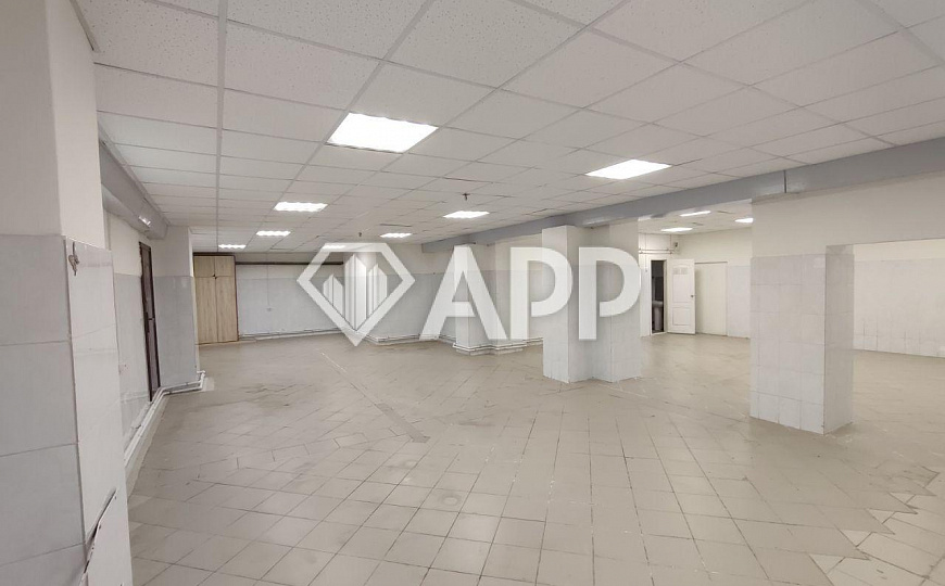 Помещение свободного помещения, 140м² фото