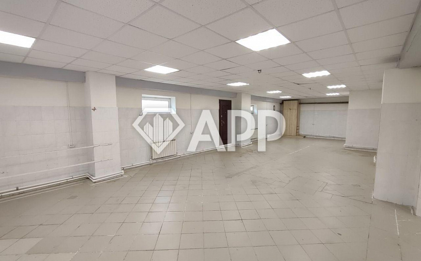 Помещение свободного помещения, 140м² фото