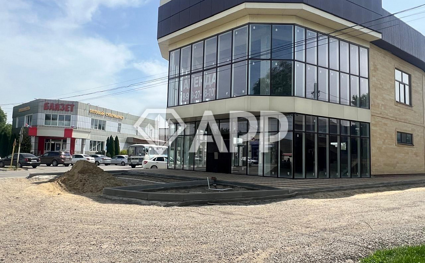 Сдам помещение свободного назначения, 560 м² фото