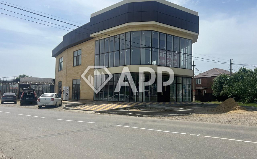 Сдам помещение свободного назначения, 560 м² фото