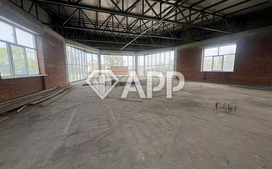 Сдам помещение свободного назначения, 560 м² фото