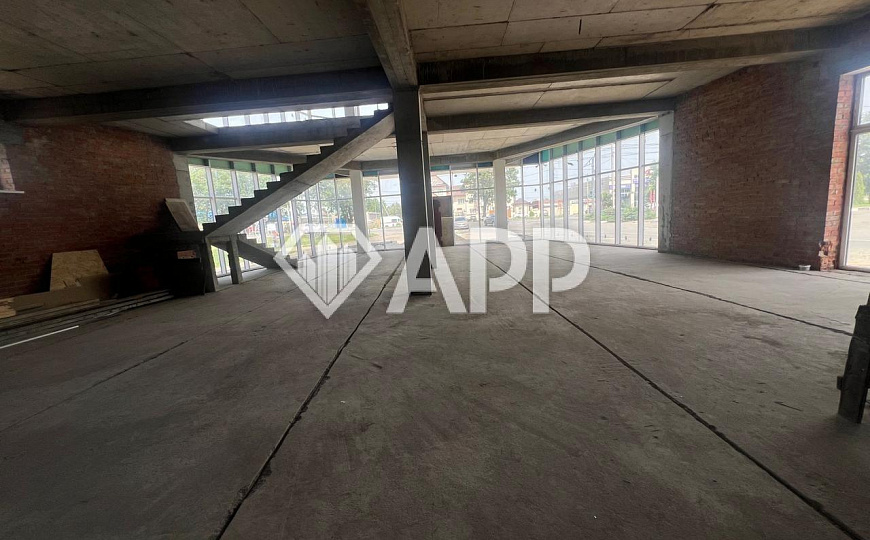 Сдам помещение свободного назначения, 560 м² фото