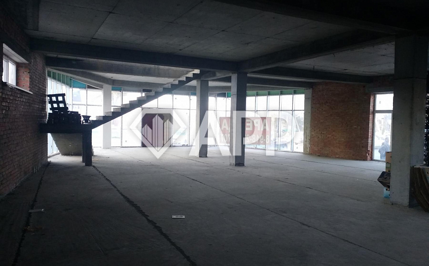 Сдам помещение свободного назначения, 560 м² фото