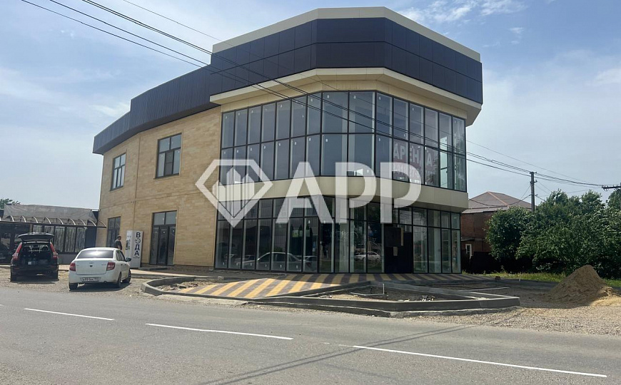 Сдам помещение свободного назначения, 560 м² фото