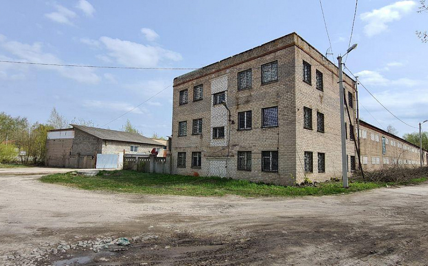 Сдам помещение свободного назначения, 1 300 м² фото