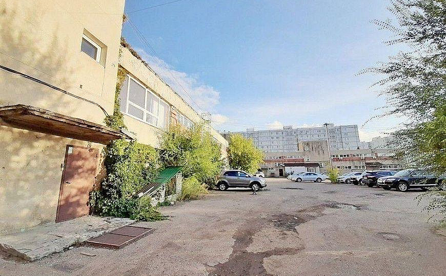 Помещения 106,8м² на ул. Адоратского 12б. фото