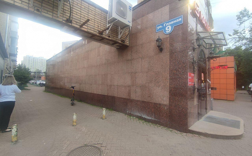 Сдам в аренду помещение свободного назначения 209кв.м фото