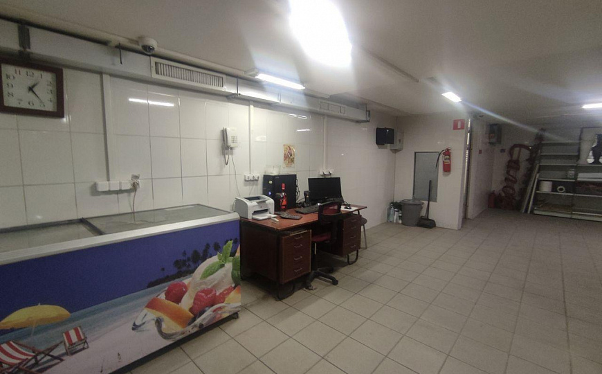 Сдам в аренду помещение свободного назначения 209кв.м фото