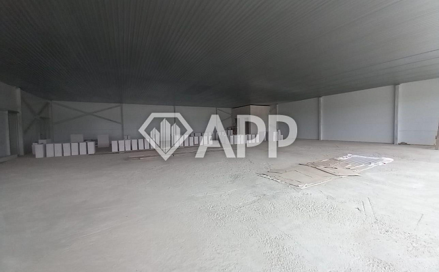 Сдам торговое помещение площадью от 85м² до  335 м² фото