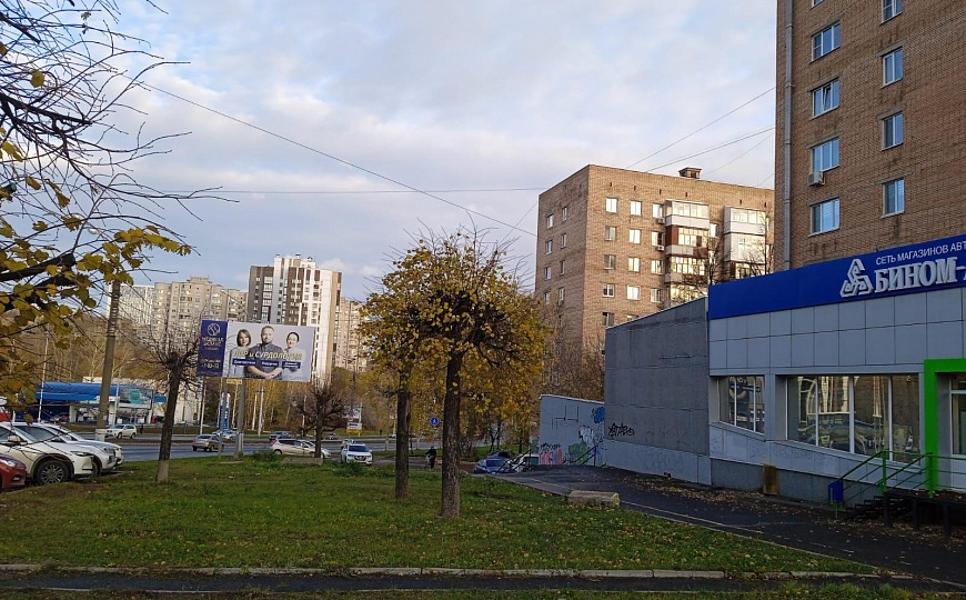 Помещение свободного назначения 300 м² фото