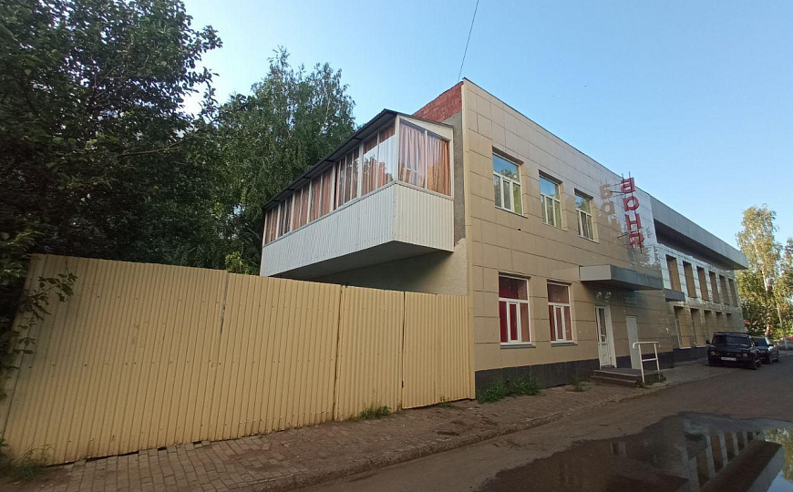 Продается здание 2 этажа с цоколем, 927кв фото