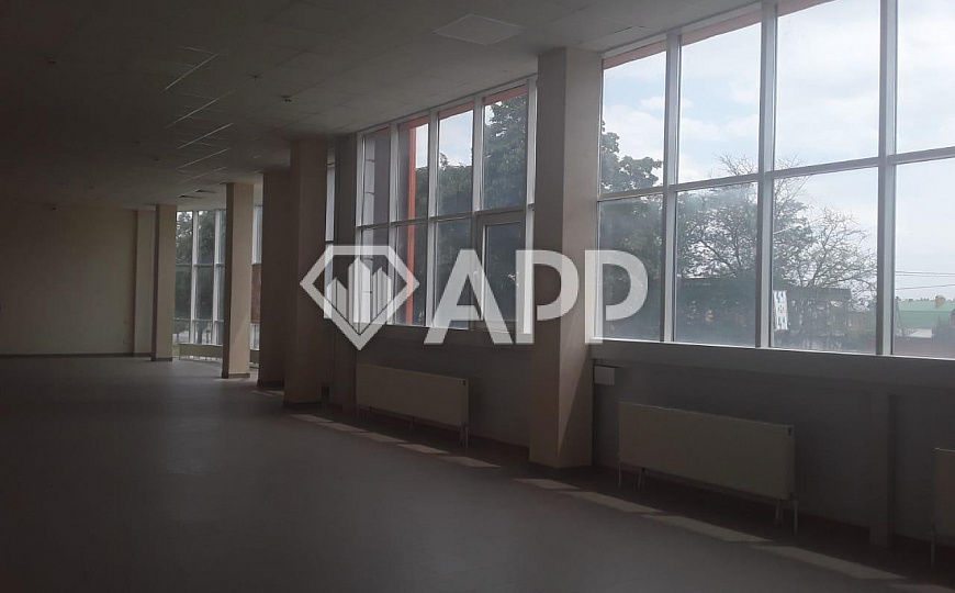 Продам отдельно стоящее здание, 1 806 м² фото
