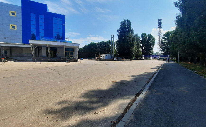 Сдам отдельно стоящее здание, 1 000 м² фото