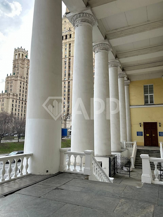 Аренда под шоу-рум одежды, фотостудию фото