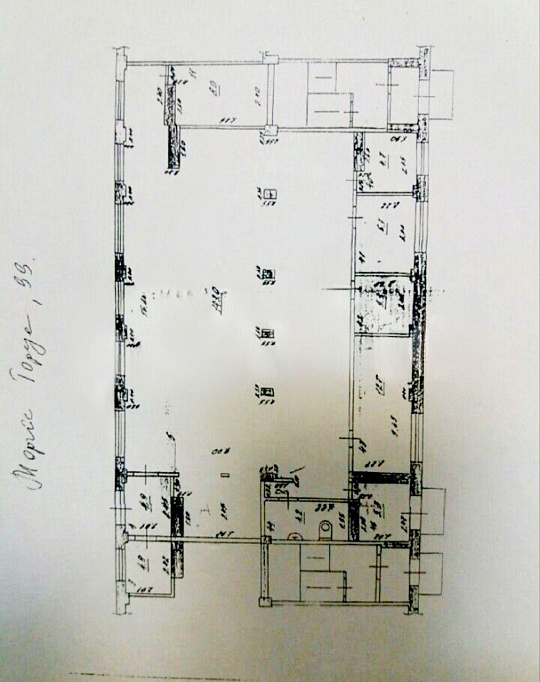 Торговое помещение в аренду, 200 м² фото