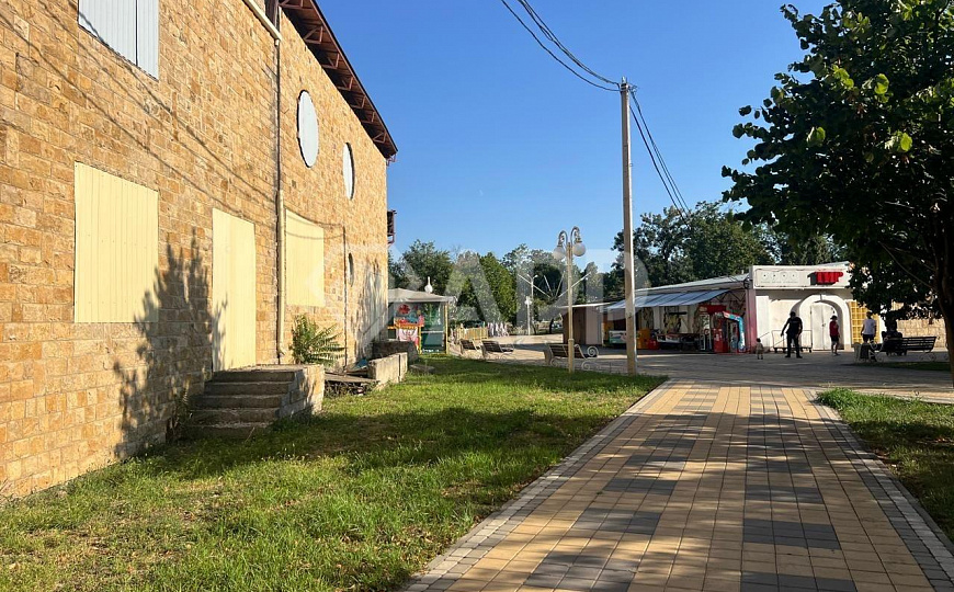 Продам помещение свободного назначения, 1 412 м² и зем. участок 1168 м² фото