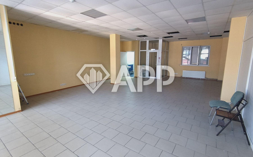 Продам отдельно стоящее здание, 600 м² фото