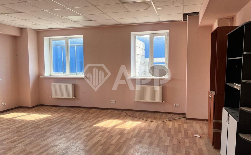 Склад с офисами, 378 м² фото