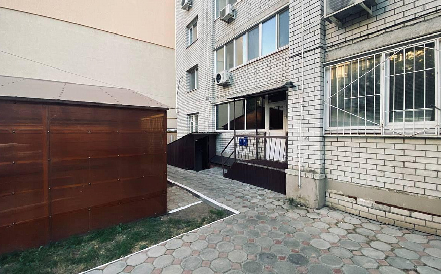 Теплый склад в центре 230 м2 фото