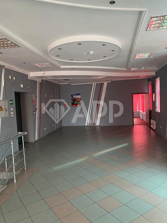 Сдам помещение свободного назначения, 420 м² фото