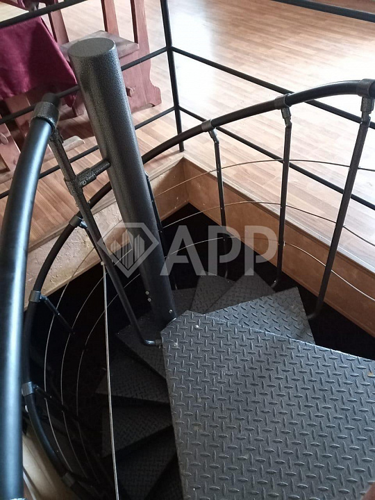 Сдам здание с участком фото