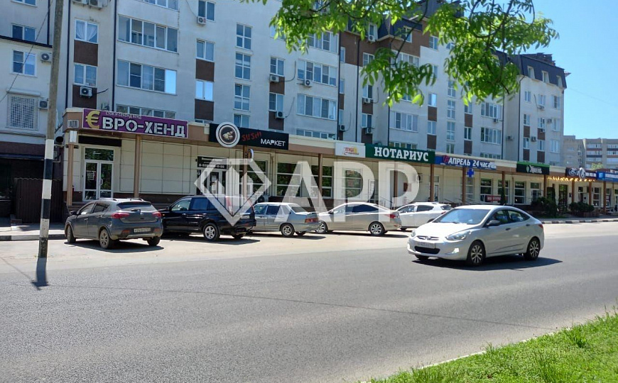 Сдам торговое помещение, 150 м² фото