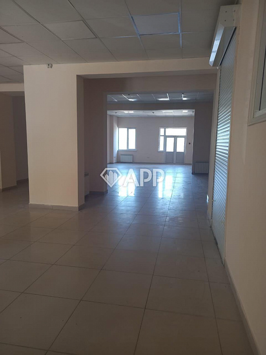 Сдам торговое помещение, 150 м² фото