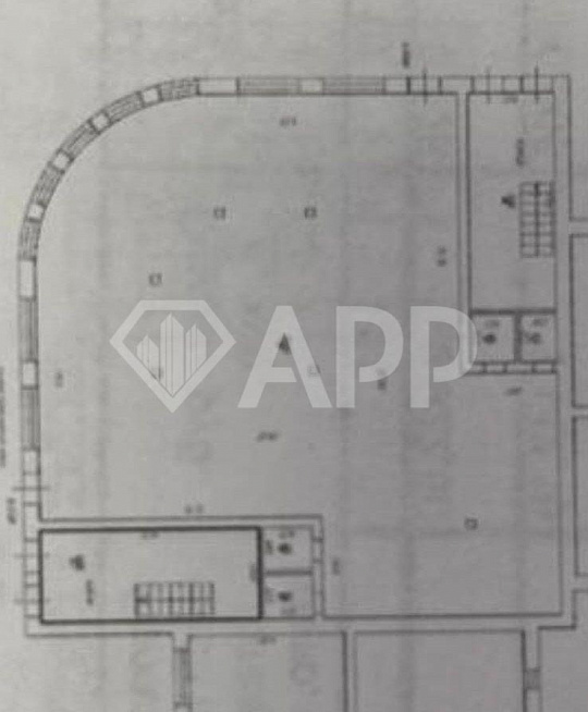 Помещение 321,5м² на высоком авто и пешеходном трафике фото