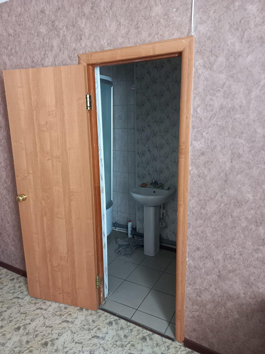 Продается отдельно стоящее здание 725 м² фото