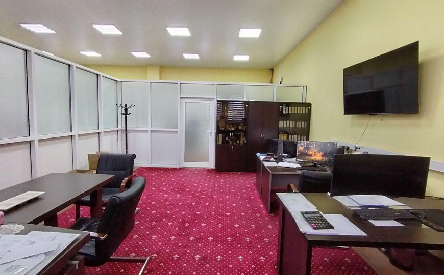 Сдам три офиса 20 м², 20 м², 50 м². фото