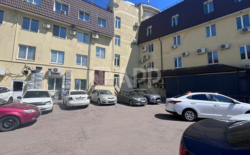 Просторный офис в центре с видом на Булак. 245м² фото