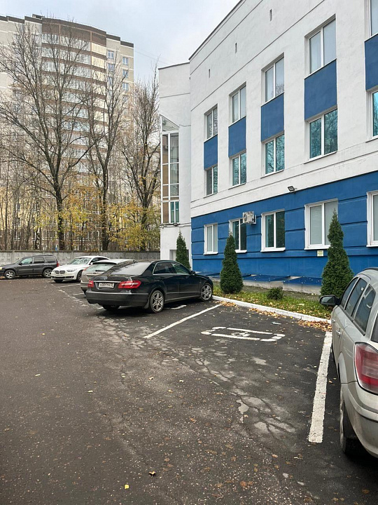 Сдам отдельно стоящее здание, 900 м² фото