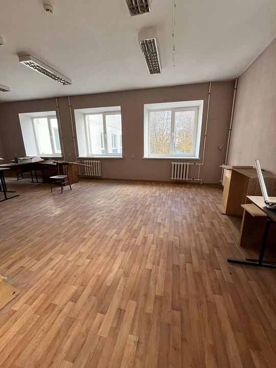 Сдам отдельно стоящее здание, 900 м² фото