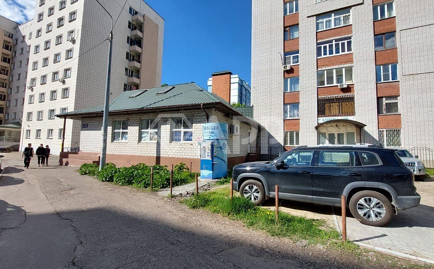 Продажа здания в центре, 433,7 м² фото