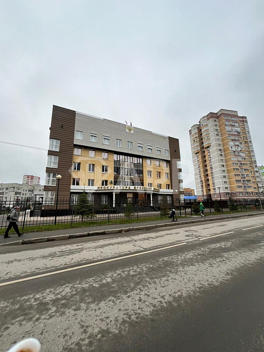 Сдам отдельно стоящее здание, 800 м² фото