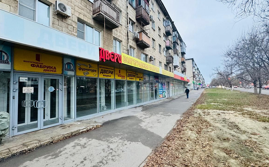 помещение под магазин, аптека, салон, услуги 167,5 м² фото