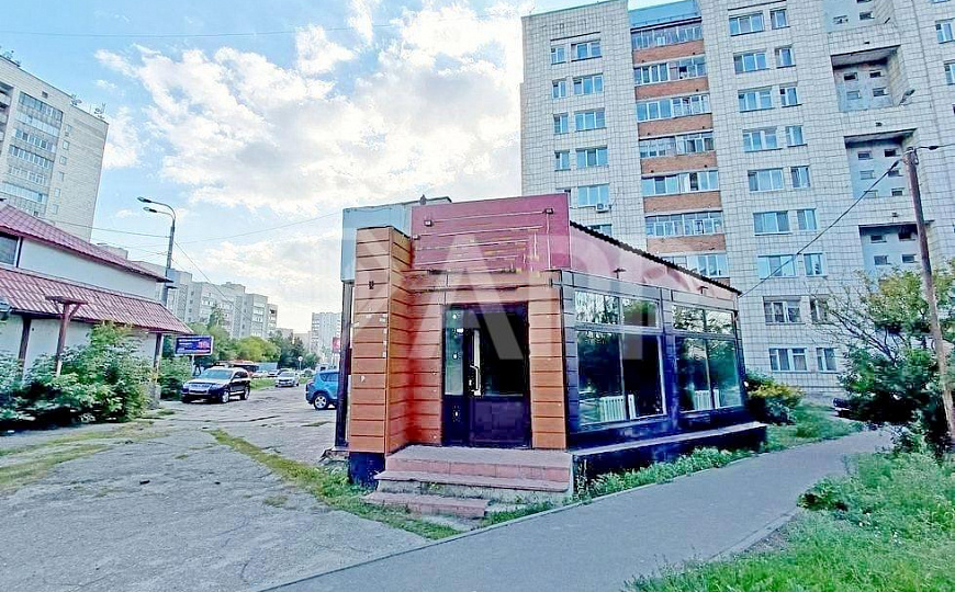 Помещение 60 м² на большом трафике. фото