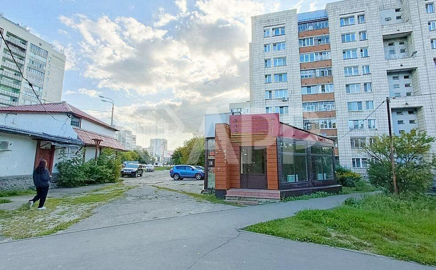 Помещение 60 м² на большом трафике. фото