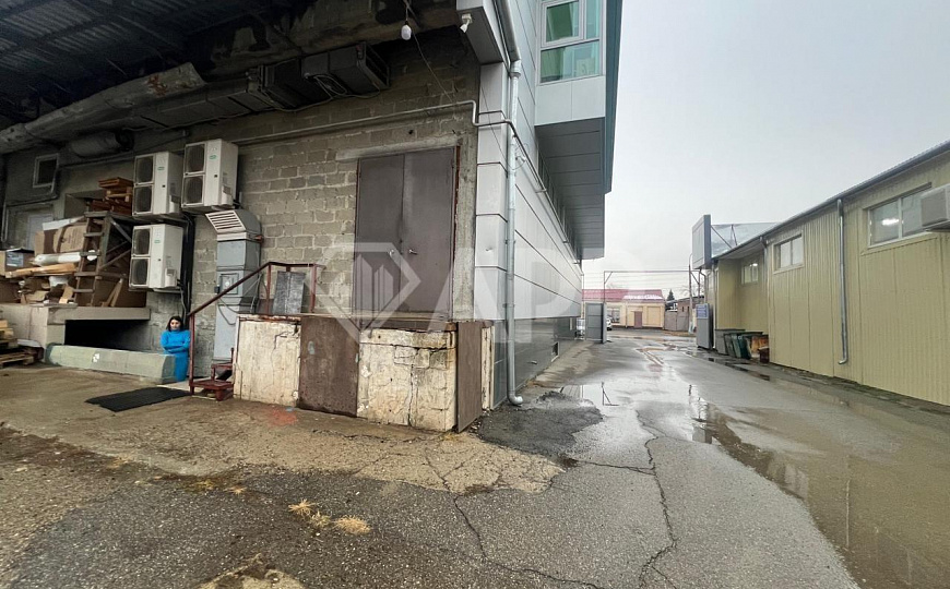 Сдам помещение свободного назначения, 2 100 м² фото