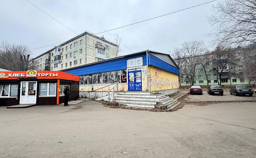 Продажа торговое здание 300 кв.м. фото