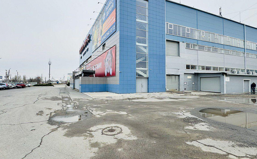 Сдам помещение в торговом центре  г. Волжский, 600 м² фото