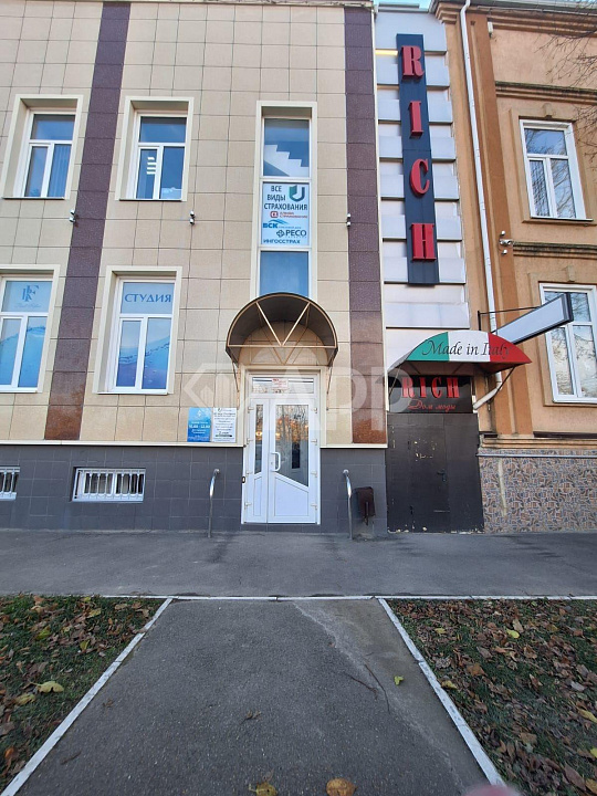 Сдам офисное помещение, 100 м² фото
