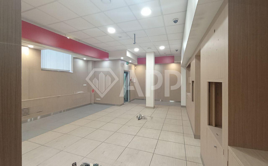 Сдам помещение свободного назначения, 1 300 м² фото