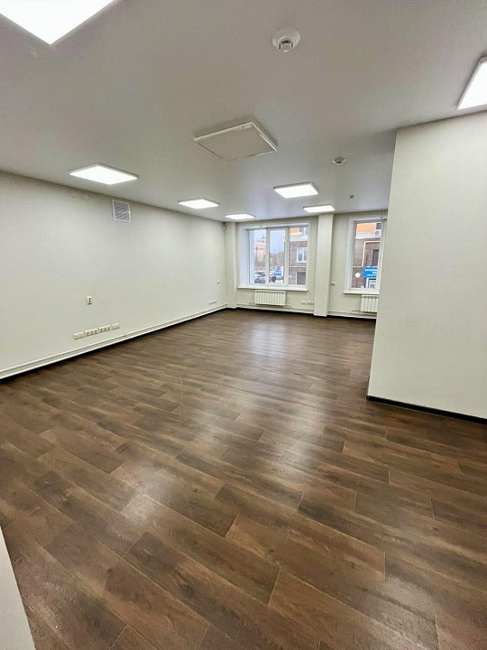 Сдам помещение свободного назначения, 615 м² фото